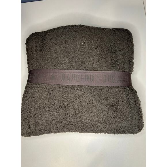 Barefoot Dreams Gray Scarf and Beanie Set - Picture 3 of 5